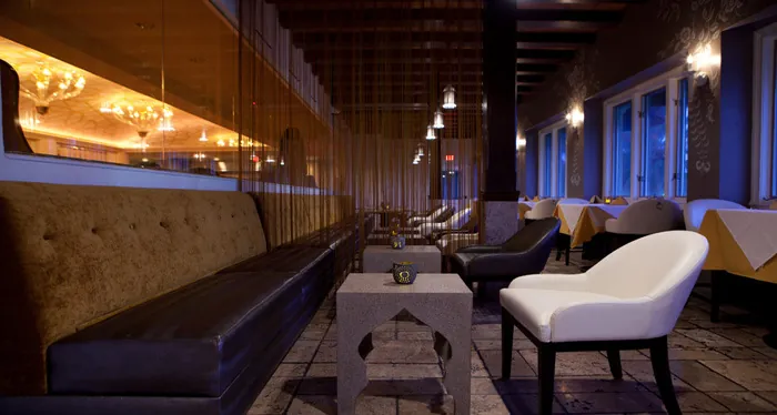 Restaurant Build Out Sand Lake Rd, Orlando: lounge seating and bar area.